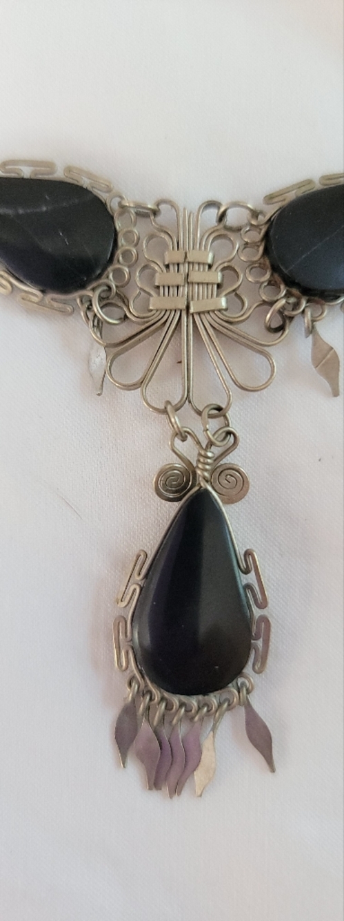 Beautiful Wire Work Black Stone Necklace